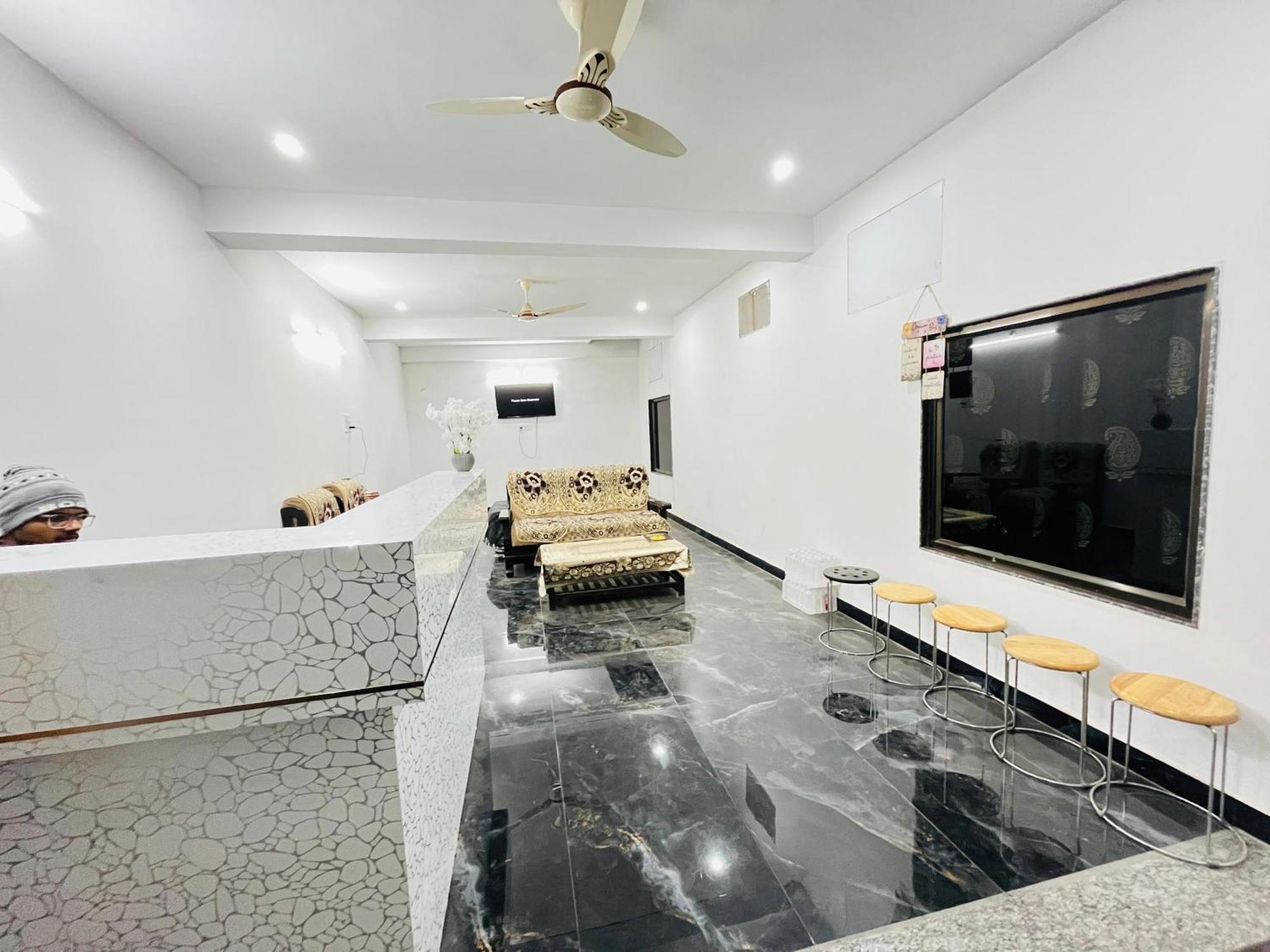 Guest house Avr